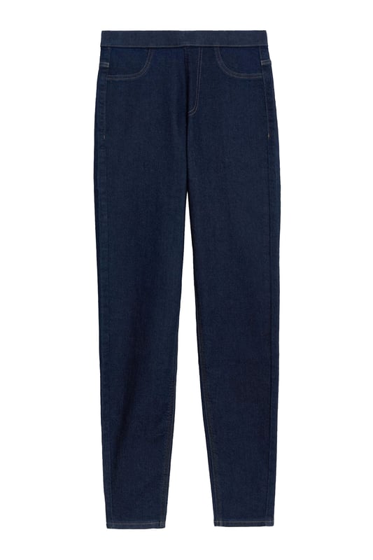 Every woman loves a good pair of jeggings, and you'll nail casual style in these. They're designed in a flattering skinny fit with an elasticated high waistband for comfort. The sculpt & Lift super-stretchy fabric pulls you in, while clever stitching lifts your bottom for a sculpted silhouette.

Short 28" Regular 30" Long 31/32".
