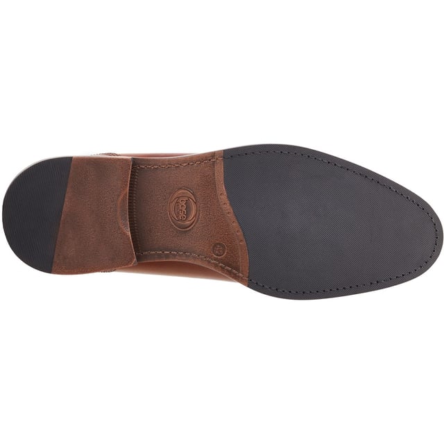 Base London Magnus Leather Men's Burnt Brown Oxford Shoes Straight to the point with absolutely no faff, the Magnus Toe-Cap Derbies from Base London are for the man that means business. Quality leather uppers, cushioned Ortholite insole and a secure rubber tread - nuff said!