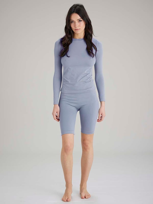 Pretty Polly Active-Wear Long Sleeve T-Shirt is a seamless top featuring patterned mesh panels for breathability. Perfect for Yoga or Pilates or just relaxing at home. The fabric is soft and comfortable and is predominantly made from recycled yarn.\r\n