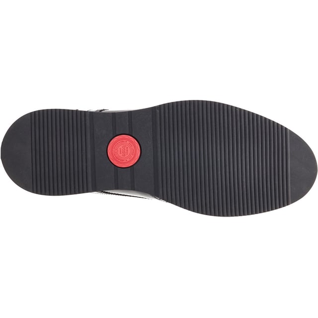 Classic British styling meets modern streetwear this men's brogue shoe from Base London has been crafted with premium leather uppers and is firmly poised on a rubber wedge sole containing a luxurious Ortholite cushioned footbed.