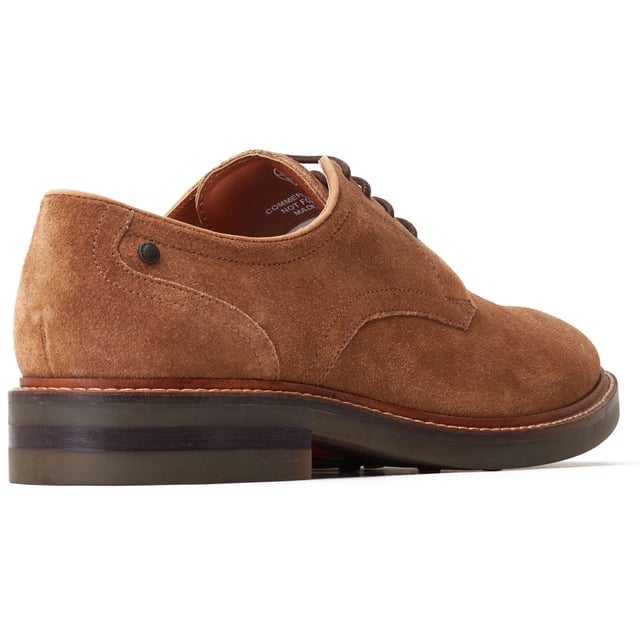 Base London Mawley Leather Men's Ginger Oxford Shoes Simple in design but packing a proud silhouette, the Mawley Derby from Base London has been treated to a summer makeover. Now available in gorgeous suede uppers, no summer soiree or wedding is safe from these bad boys.