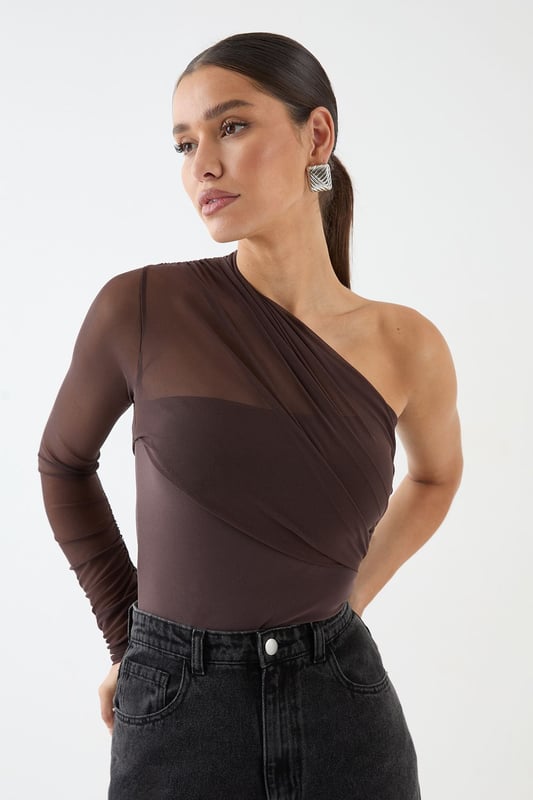 Striking one-shoulder design for a bold, asymmetric look
        Sheer mesh long sleeve adds allure and intrigue
        Figure-hugging bodysuit silhouette for a sleek fit
        Versatile piece that can be dressed up or down
        Perfect for making a statement on nights out
    
    Make heads turn in this daring mesh one-shoulder bodysuit from MissPap. The asymmetric neckline and sheer long sleeve create a captivating contrast, while the form-fitting silhouette accentuates your curves. For a night out on the town, pair it with high-waisted wide-leg jeans and statement heels to create a look that's both edgy and chic. Add some sparkle with bold earrings and a metallic clutch. When it's time to hit the dance floor, swap the jeans for a sleek mini skirt and strappy sandals. This versatile piece can also be layered under a blazer for a more sophisticated ensemble. Whether you're heading to a trendy bar or a pulsing nightclub, this bodysuit ensures you'll be the centre of attention all night long.
