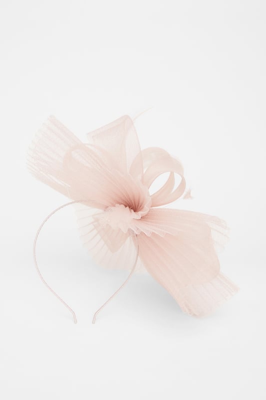 - Pleated design - Loop detail - Feather details - Headband - Excluding trims - Contains non-textile parts of animal origin