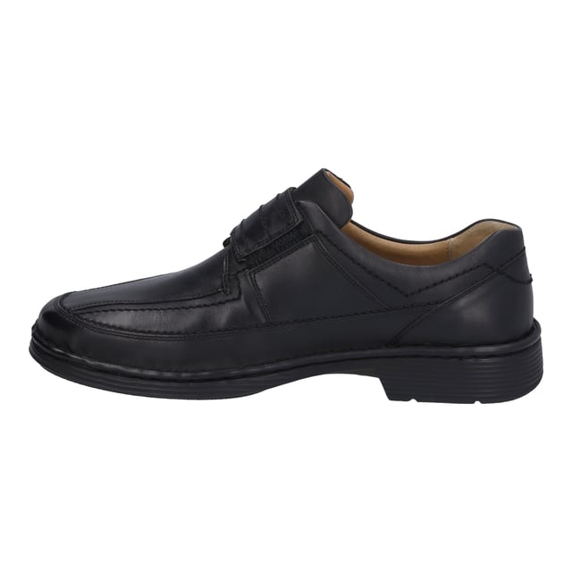 En otoño estarás bien acompañada con el zapato bajo argento Bradfjord 06. Este zapato bajo está fabricadas en piel de napa especialmente robusto, lo que lo hace muy duradero. El velcro sofisticado asegura una buena sujeción y sencilla entrada en el zapato. Puedes cambiar la suela removible en un abrir y cerrar de ojos. La costura tradicional a mano también convence por su calidad. Con el ancho de zapato K nuestro modelo ofrece una anchura cómoda. ¡Déjate acompañar por Anvers 08 en tu tiempo libre!