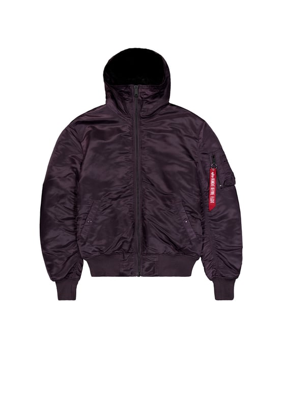 This stylish and functional jacket is perfect for men who want to make a statement. It is made from Flight Nylon and features a regular fit, side pockets, and an RBF tag.