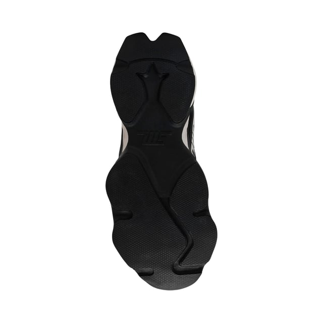 Synthetic upper.Lace up fastening.Sporty style with a plain pattern.Rubber sole.