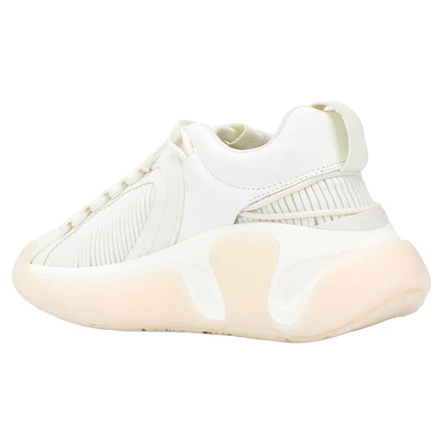 Composition: 100% Fabric  

Inner: Fabric
Insole: Leather
Sole: Rubber
pull tab at the rear
Round toe
Front lace-up closure
Mesh panels
Side logo detail
Made in  China
Gender: WOMEN
Product code: XN1VI549 LSSH_0FA
Code: SHO BN 2 SK SS P00010 1410