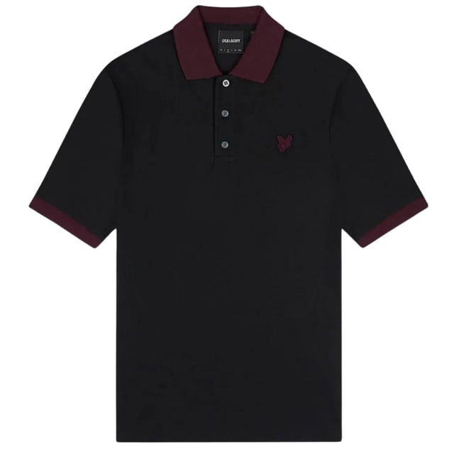 Polo negro Lyle &amp; Scott, logotipo de la marca bordado en el pecho izquierdo, polo liso, color negro, cierre de botones, puños elásticos, 97 % algodón, 3 % elastano, estilo: SP2014V W245