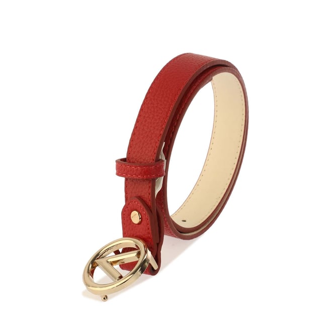 The ‘Round Buckle’ belt is part of the New Season collection from Valentino Bags. This everyday accessory is crafted from premium pebbled PU with gold tone hardware. Statement logo buckle adds detail. An easy to wear adjustable style. Signature Valentino Bags branding is seen throughout.