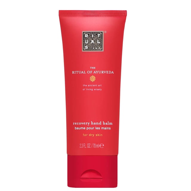 Experience the essence of Ayurveda with Rituals The Ritual of Ayurveda Soothing Hand Balm. This luxurious balm is formulated to deeply moisturize and soften dry hands, leaving them feeling nourished and velvety smooth. Enriched with ancient Ayurvedic ingredients like Sweet Almond Oil, known for its skin-softening properties, and Indian Rose, this balm not only hydrates but also provides a calming effect on your body and mind. Perfect for daily use, simply massage into your hands and cuticles to embrace the balance of health and well-being.