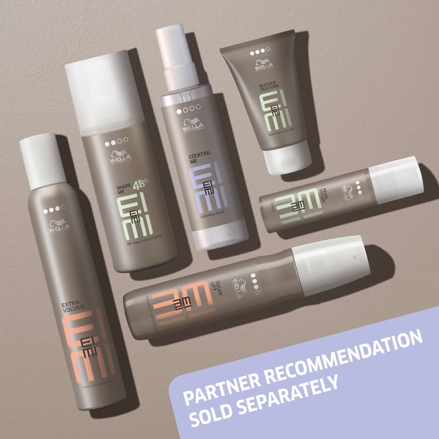 Transform your hair with Wella Professionals Cocktail Me Smoothening Oil. This versatile oil-gel hybrid can be used alone or blended with other EIMI products to achieve a sleek, polished look. It effectively tames frizz and enhances the softness, bounce, and manageability of your hair without leaving a greasy residue. Infused with advanced gum and rubber polymers, it boosts shine for a salon-quality finish. Simply apply 1-2 pumps on damp or dry hair, focusing on mid-lengths and ends, to enjoy smooth, beautiful hair every day.