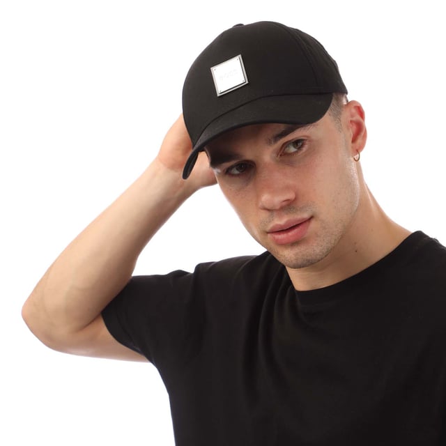 Standard 5 panel - responsible cotton made in africa twill - metal boss logo box - metal buckle closure