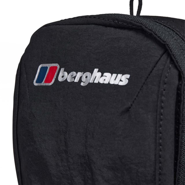 The Berghaus Logo X-Body is a versatile and convenient carry-all for valuables and small items. Featuring compartmentalized storage.Fine-tune the function depending on your preference.