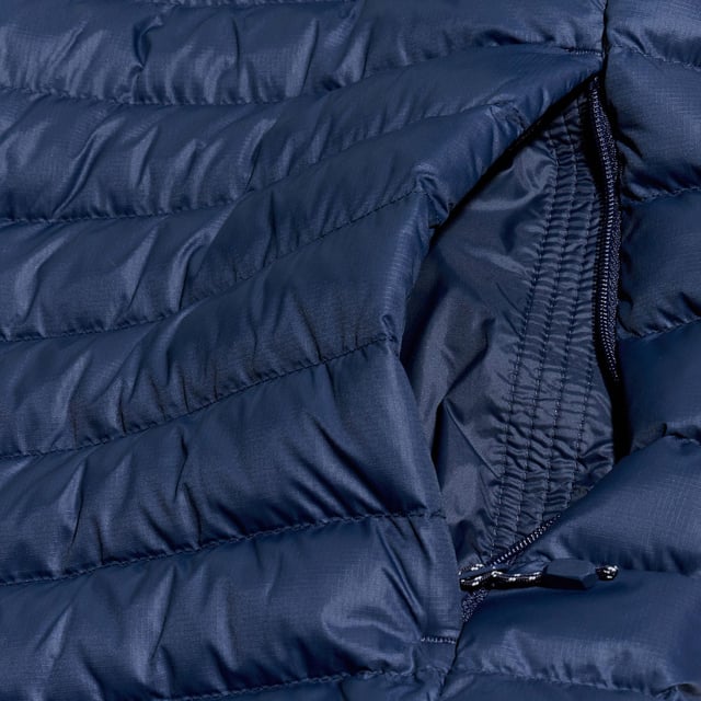 SUPERIOR INSULATION Stay warm and comfortable on the move with advanced synthetic Hydroloft® Polyball insulation right through this jacket.Love its warmth in the cold and pack it away when the heat is on. It’s so light  it’s up to you.Hybrid synthetic Polyball insulation offers warmth and comfort that’s super light.
