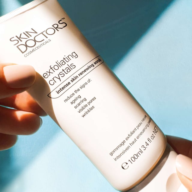 Revitalize your skin with Skin Doctors Exfoliating Crystals, designed to gently remove dead and dull skin without harsh microbeads. This advanced formula promotes a smoother skin texture and enhances your complexion from the very first use. Ideal for blemished skin, it helps reduce acne scars and age spots while illuminating your overall appearance. Enriched with Australian Tea Tree Oil, known for its antibacterial properties, these crystals effectively clear clogged pores. For best results, apply 1-2 times a week and follow with your favorite Skin Doctors treatment cream.