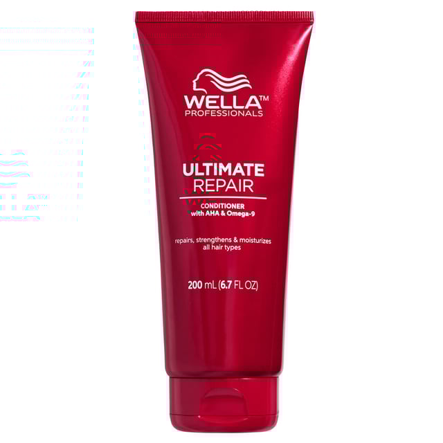 Revitalize your hair with Wella Ultimate Repair Conditioner, suitable for all hair types. This 200ml nourishing conditioner features AHA and Omega-9 technology to strengthen and rebuild hair. It effortlessly detangles, repairs damage, and restores strength without weighing hair down. Paraben-free and vegan, it keeps hair healthy and color-safe. For best results, apply to freshly washed hair, leave for 5 minutes, and rinse for soft, touchable results.