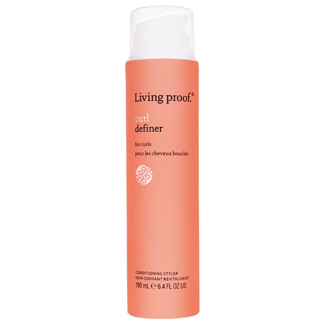 Transform your curls with Living Proof Curl Definer, a premium conditioning treatment designed to enhance your natural curl pattern. This innovative formula improves bounce and shine while effectively resisting frizz. Featuring the Healthy Curl Complex, it provides flexible definition without the weight. Infused with Methiopeptide for enhanced elasticity and strength, along with nourishing Shea Butter for hydration, this product allows for beautifully grouped curls. Ideal for all curl types, simply apply to wet hair and scrunch for stunning, defined curls.