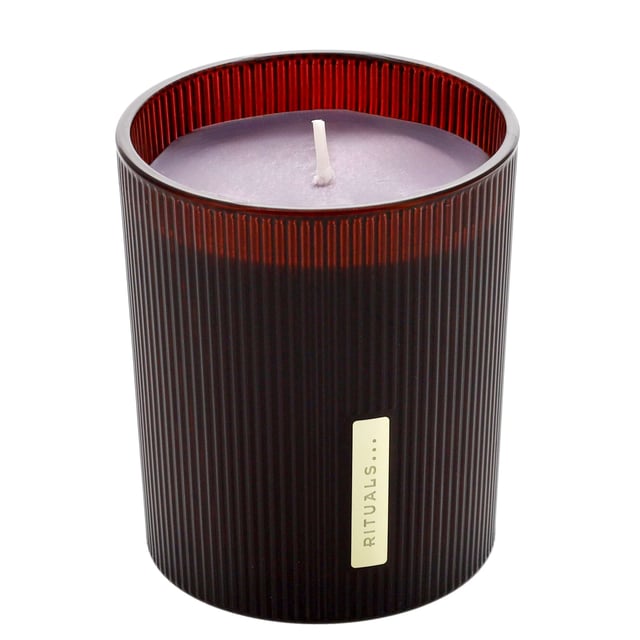 Rituals Ayurveda Scented Candle - 290g Aromatherapy Candle for Relaxation Experience the essence of balance with the Rituals Ayurveda Scented Candle. Infused with a soothing blend of Indian rose, sweet almond oil, and spices, this revitalizing candle transforms your space into a serene sanctuary. Enjoy up to 50 hours of enchanting fragrance, promoting harmony for your body, mind, and soul. Perfect for vegans, this candle is a delightful addition to your home or a thoughtful gift. Remember to never leave burning candles unattended and keep them out of reach of children and pets.