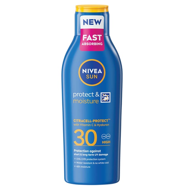Nivea Sun Care Protect & Moisture SPF30 Lotion - 400ml Family Size Experience ultimate sun protection with Nivea Sun Care Protect & Moisture Lotion SPF30 in a 400ml bottle. Formulated with Citracell-Protect™, Vitamin C, and Hyaluronic Acid, this sunscreen provides immediate UVA/UVB protection and helps reduce oxidative stress. Enjoy hydration for up to 48 hours with a lightweight, non-greasy formula that absorbs quickly. Eco-friendly, free from harmful UV filters and microplastics, and packaged in 96% recycled materials. Ideal for families and outdoor enthusiasts.