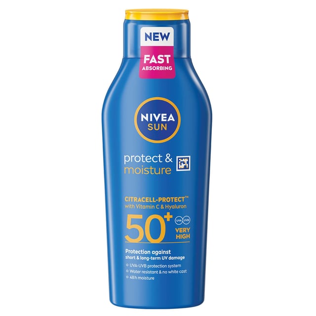 Nivea Sun Care Protect & Moisture Lotion SPF50+ - 400ml Family Size Experience ultimate sun protection with Nivea Sun Care Protect & Moisture Lotion SPF50+ in a generous 400ml bottle, ideal for families. This innovative formula features Citracell-Protect™ with Vitamin C and Hyaluronic Acid, providing immediate protection and forming a barrier against UV damage while reducing oxidative stress on skin cells. Enjoy hydration for up to 48 hours, leaving your skin feeling soft and healthy. The lightweight, fast-absorbing lotion is water-resistant and free from harmful UV filters, making it ocean-friendly. Protect your skin and the environment with Nivea.