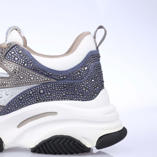 Fabric upper.Lace up fastening.Monochrome look and extra chunky sole.Silver diamantes.Rubber sole.