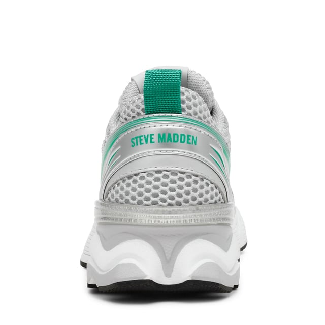 Synthetic upper.Lace up fastening. Sporty style with a plain pattern.Rubber sole.
