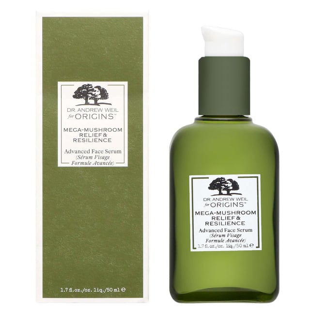 Transform your skincare routine with the Origins Mega-Mushroom Relief & Resilience Advanced Face Serum. This concentrated serum revitalizes your skin, enhancing texture and smoothness while boosting resilience. Infused with Astragalus and liquorice root, it reduces redness and irritation, promoting a radiant complexion. Reishi mushroom extract soothes and calms the skin. Free from harmful chemicals and 100% vegetarian, this serum is made with high-quality, clean ingredients for your well-being. Ideal for daily use in your morning and evening routine.