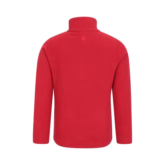Stof: Microfleece. Ontwerp: Logo. Stoftechnologie: Ademend, Lichtgewicht, Sneldrogend, Zacht. Halslijn: Collared. Mouwtype: Met lange mouwen. Sluiting: Halve Rits, Pull Over. 13 Jaar: 33 in. 2-3 jaar: 21,5 in. 3-4 jaar: 22,5 in. 5-6 jaar: 24 in. 7-8 jaar: 26 in. 9-10 jaar: 28,5 in. 11-12 jaar: 30,5 in.