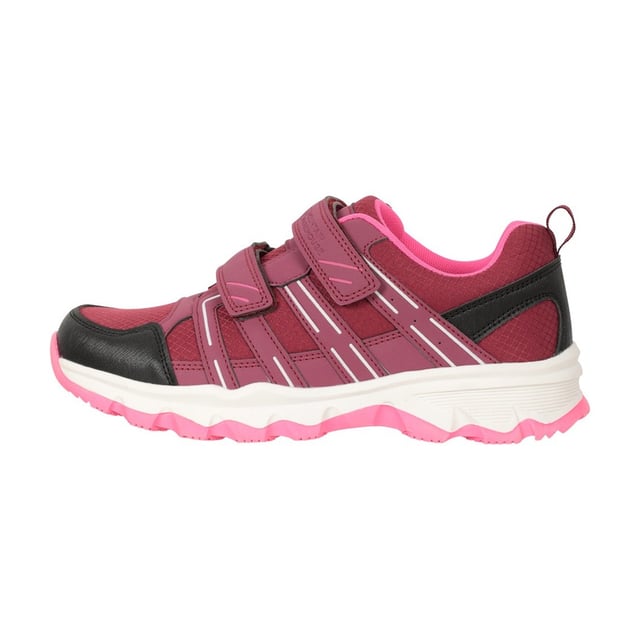Upper: Synthetic. Lining: Mesh. Outsole: Durable. Fabric Technology: Breathable, Lightweight, Ventilated. Mesh Tongue, Padded Ankle, Padded Tongue, Pull Tab. Flat. Cut: Low Cut. Design: Contrast, Logo. Toe Style: Reinforced Toe. Fastening: Dual Touch Fastening.