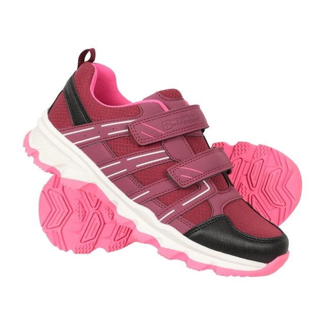 Upper: Synthetic. Lining: Mesh. Outsole: Durable. Fabric Technology: Breathable, Lightweight, Ventilated. Mesh Tongue, Padded Ankle, Padded Tongue, Pull Tab. Flat. Cut: Low Cut. Design: Contrast, Logo. Toe Style: Reinforced Toe. Fastening: Dual Touch Fastening.