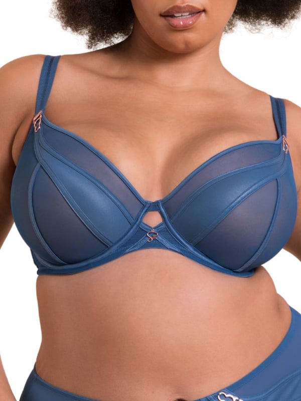 Curvy Kate Scantilly Suspense Plunge Bra. Underwired non-padded plunge bra with sheer mesh cups, satin panels and rose gold hardware. This product is recommended as hand wash only.