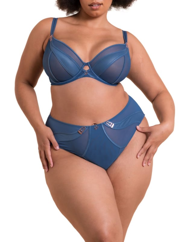 Curvy Kate Scantilly Suspense Plunge Bra. Underwired non-padded plunge bra with sheer mesh cups, satin panels and rose gold hardware. This product is recommended as hand wash only.