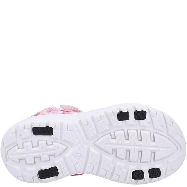 Upper: Neoprene, PU (Polyurethane), Recycled Materials. Outsole: Traction Grip. 360 Degree Comfort, Lightweight, Triple Strap. Flat. Design: Contrast, Logo. Toe Style: Open. Fastening: Touch Fastening.
