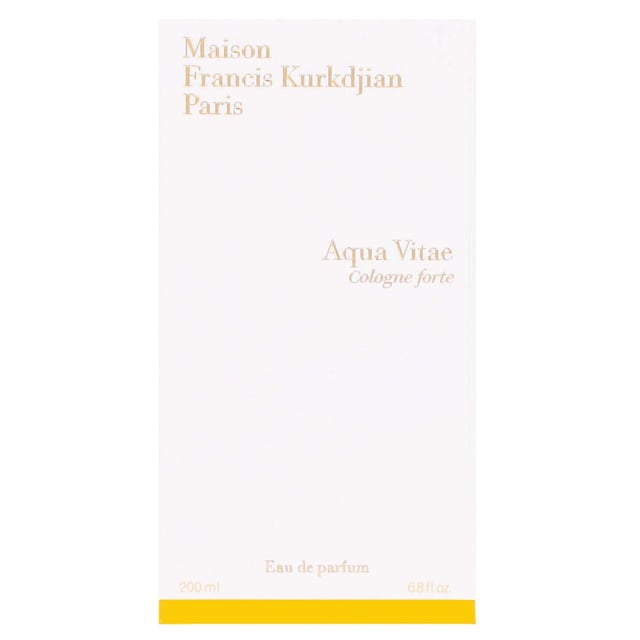 Experience the vibrant essence of Maison Francis Kurkdjian Aqua Vitae Cologne Forte, a unisex Eau de Parfum that captivates the senses. This exquisite fragrance features a refreshing blend of Calabrian bergamot and Sicilian mandarin, delivering a burst of crisp citrus notes that evoke a sunny atmosphere. A rich, creamy musk base enhances the scent's sensuality, making it perfect for any occasion. Discover the allure of this 200ml bottle, designed for those who appreciate elegance and sophistication in their fragrance collection.