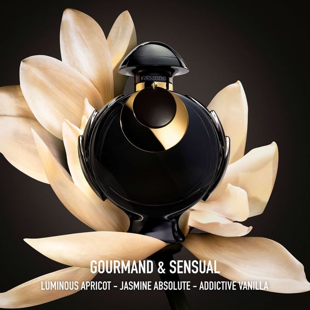 Discover the enchanting allure of Rabanne Olympéa Absolu Eau de Parfum, a fragrance designed for the modern woman who embraces her femininity. This intense scent captures the essence of a goddess, blending luminous apricot, jasmine absolute, and addictive vanilla for an unforgettable experience. Perfect for evening wear, it evokes the magic of a night on a volcanic beach, illuminating your presence and leaving a lasting impression. Experience the floral, gourmand, and fruity notes that define this luxurious perfume and unleash your inner goddess.