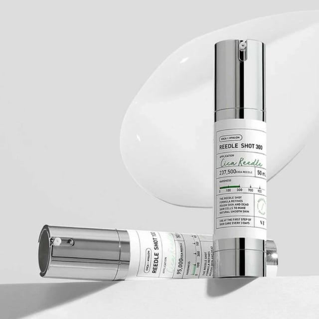 Experience the ultimate skincare revolution with VT Cosmetics Mild Reedle Shot 100, a powerful 50ml treatment featuring approximately 95,000 micro-needles. This innovative formula is designed to refine skin texture and promote visible skin renewal. Enriched with Cicahyalon and natural botanicals like Centella and Green Propolis, it effectively calms and hydrates your skin, leaving your complexion revitalized and resilient. Perfect for your evening routine, simply apply after cleansing for best results. Enjoy the benefits of cruelty-free skincare with this exceptional product.
