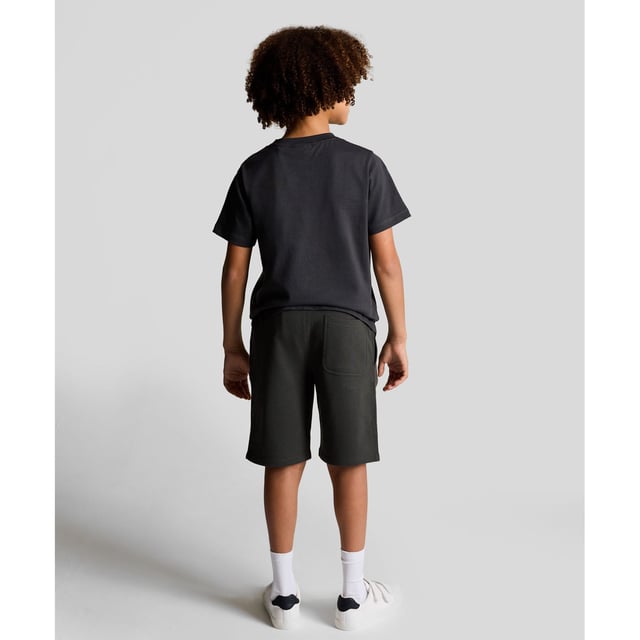 Elasticated waistband.Two side pockets.Back pocket.Embroidered branding.Regular fit.