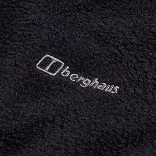 The Darria FZ Hooded Jacket for women is a warm and comfortable mid-layer. The jacket’s high collar keeps you warm and the hood ensures a cosy fit and added protection. Stretch-bound cuffs and a dropped rear hem enforce the barrier between you and the elements.