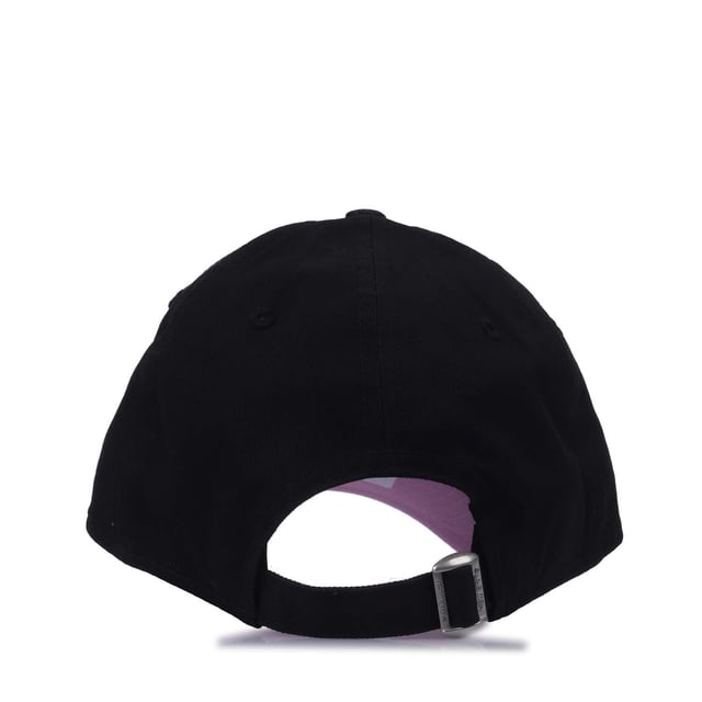 New Era Core 9FORTY Cap in black.- Adjustable metal closure.- Structured crown and semi-curved visor.- Embroidered New Era flag at left.- 100% Cotton.- Ref: 60603654