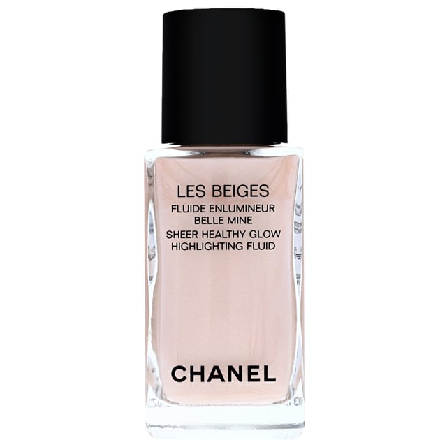 Discover the luminous beauty of Chanel Les Beiges Healthy Glow Sheer Highlighting Fluid in Sun Kissed. This lightweight and refreshing highlighter is designed for women who desire a soft, dewy finish. Infused with light-reflecting pigments, it effortlessly enhances your complexion, providing a radiant glow. The unique fluid polymers ensure a seamless application, leaving your skin looking naturally radiant. Perfect for daily use or special occasions, this 30 ml highlighter is a must-have addition to your cosmetics collection.