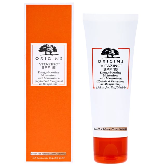 Revitalize your skin with Origins Vitazing Energy-Boosting Moisturizer, enriched with Mangosteen and SPF15 for effective UV protection. This lightweight, oil-free formula instantly hydrates, energizes, and enhances your skin's plumpness and radiance. Infused with powerful ingredients like cordyceps and ginseng, it transforms your complexion while providing deep moisture with mango seed butter. Perfect for daily use, apply this rejuvenating moisturizer every morning after your serum for a fresh, glowing look. Free from harmful chemicals, it promotes clean beauty and well-being.