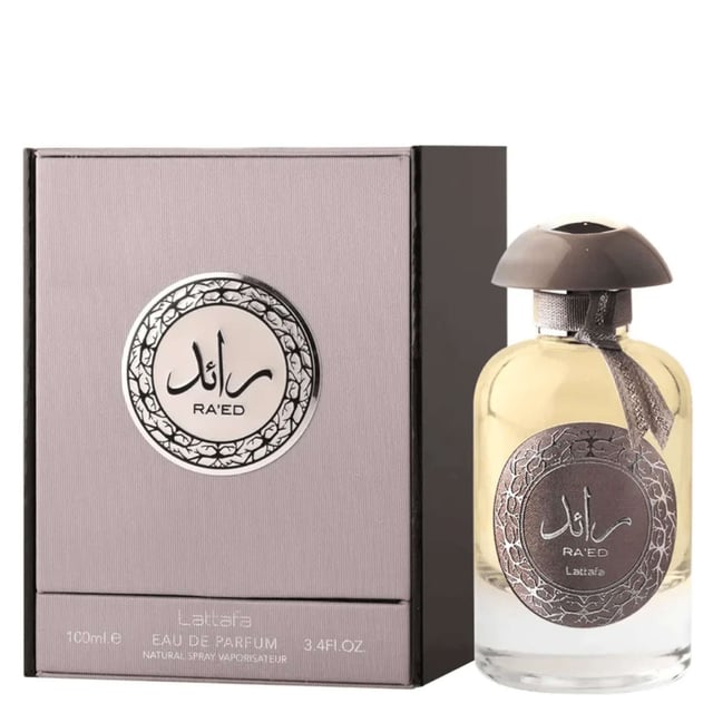 Lattafa Raed Silver Unisex Eau de Parfum Spray - 100ml Discover the captivating scent of Lattafa Raed Silver Eau de Parfum Spray, a unisex fragrance that combines an enticing blend of spices and amber. This luxurious perfume opens with a vibrant burst of citrus fruits, including refreshing mandarin orange, perfectly balanced with aromatic spices. The heart reveals a warm and steamy mix of cinnamon, amber, cloves, and saffron, leading to a rich base of sweet vanilla, ambergris, musk, leather, and oud. Ideal for any occasion, this fragrance is a true statement of elegance and allure.