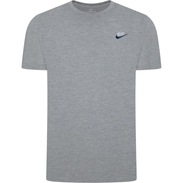 Update your everyday essentials with the men's Core T-Shirt from Nike.
Coming in a versatile Dark Grey Heather shade, this regular-fit tee is crafted from soft, lightweight cotton for all-day comfort. It features a ribbed crew neck and short sleeves, delivering a timeless silhouette. Finished with the iconic Nike Swoosh logo on the chest for a signature touch.