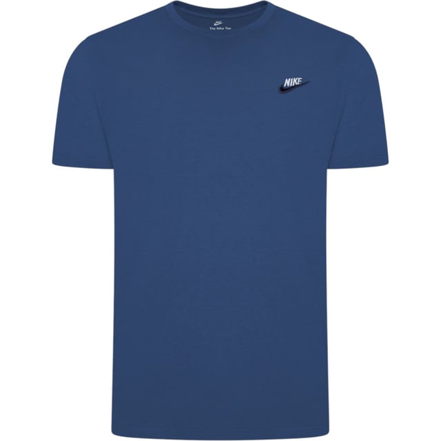 Update your everyday essentials with the men's Core T-Shirt from Nike.
Coming in a classic Blue colourway, this regular-fit tee is crafted from soft, lightweight cotton for all-day comfort. It features a ribbed crew neck and short sleeves, delivering a timeless silhouette. Finished with the iconic Nike Swoosh logo on the chest for a signature touch.