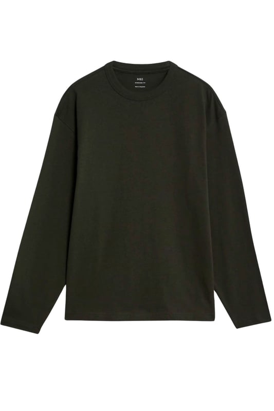 This long-sleeved pure cotton t-shirt is perfect for laid-back days. Made to an oversized fit from soft and breathable cotton. A crew neck and dropped shoulders add to its relaxed feel.

28" Shoulder to Hem.