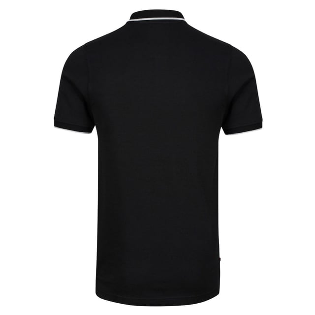 36% Modal, 33% Katoen, 31% Polyester. Ontwerp: Geborduurd logo. Halslijn: Geribd, getipt, omgeslagen kraag. Manchet: Geribd, Getipt. Mouwtype: Korte mouwen. Klep met 3 knopen, Binnenklep, Taps toelopend, Boorddetail. Geschikt: Regelmatig. 235gsm. S: 38 in. M: 40 in.