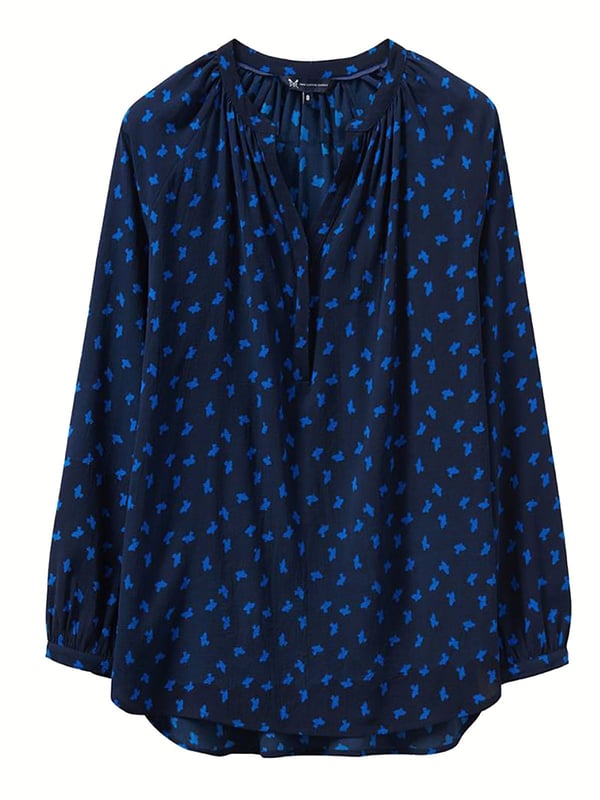 Introduce your week-to-weekend wardrobe to the 'Marigold' top in a pretty bird print. Detailed with a mandarin collar and feminine bracelet sleeves, this floaty blouse will look equally stylish worn with jeans or a skirt. A 'wear-anywhere' number you'll come back to all season
Soft Polyester Fabric
V-Neck
27" Shoulder to Hem
Long Sleeve
Sizing: As expected
Fit: Relaxed
These are end of line ex Crew Clothing and may not be in original packaging.