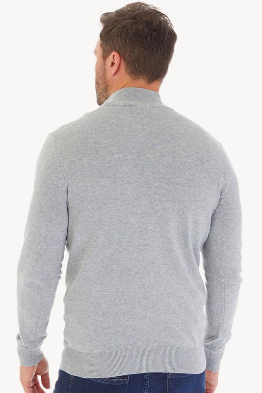 This sweater is perfect for year-round wear. Featuring a zip neck with contrast stripes inside neckline, and an embroidered crew oars logo on the chest. This sweater exudes sophistication and luxury.

29" Shoulder to Hem.
