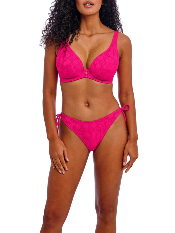 Freya Nomad Nights High Apex Bikini Top. Plunge bikini top with crochet overlay and adjustable straps. This product is recommended as hand wash only.