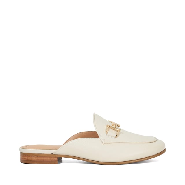 For a smart casual look that's as comfy as it is stylish, you'll need Glairing. Designed in a slip-on style with gold-tone buckle detailing and a low block heel, these shoes are the perfect pick for work meetings, dinner dates and beyond.